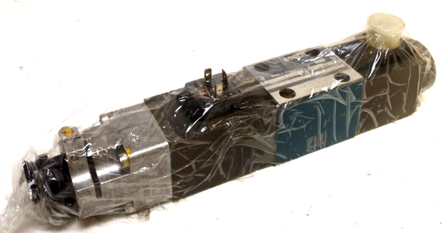 Bosch 0811404102 Control Directional Valve 0 811 404 102 Valve Hydraulic Valve Control