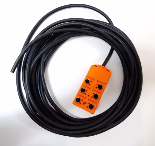 ifm Electronic E11020 Zentralverteiler ZDO6H05DMSS0010H15 10m Kabel