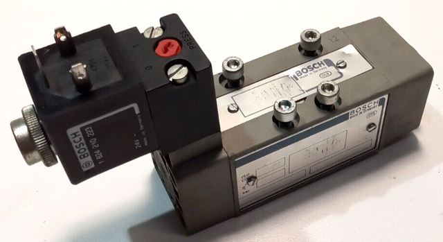 Bosch Solenoid Valve 0 820 024 026 Valve 0820024026 Directional Valve