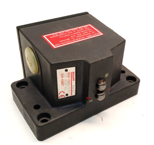 Предохранительный выключатель Balluff BNS 113-D4-R12-100 10-01-FD
