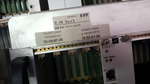 Rack-Posten mit Netzteil, Steuereinschub und Prozessoren
