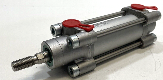Rexroth 0822340314 أسطوانة هوائية Ø 32 سكتة: 40 مم أسطوانة 0 822 340 314