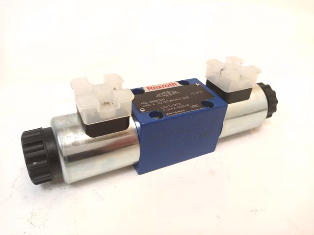 Rexroth R900901045 Hydraulikventil, 4WE 6 J62/EG24N9K4/B08, 350 bar, Ventil