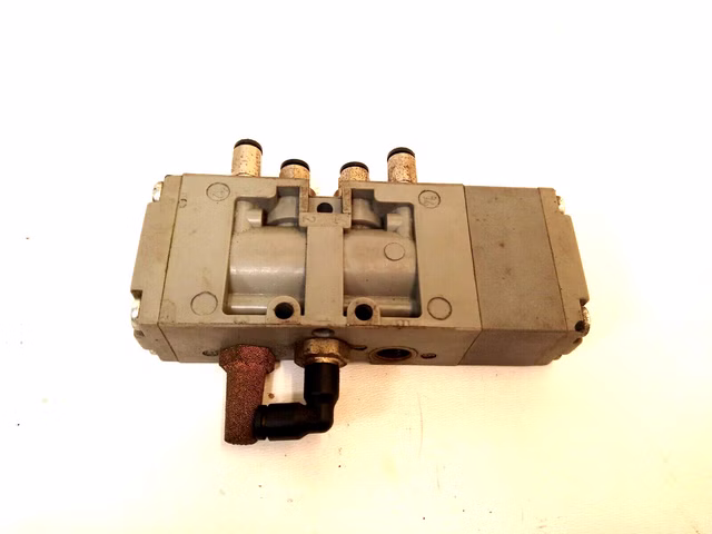 Bosch 0820234001 Ventil 5/2 Wegeventil, Verteiler, 0 820 234 001 Verteilerventil