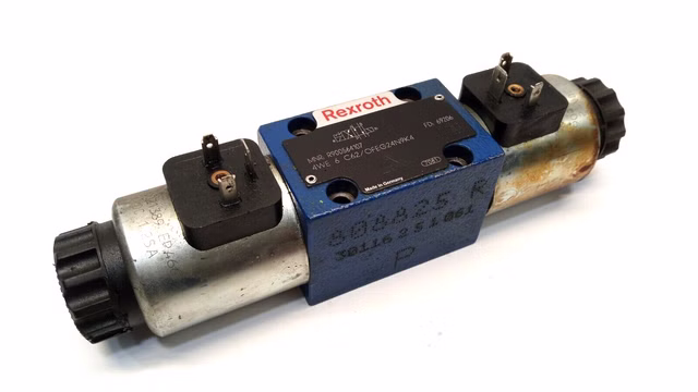 Rexroth 4WE 6 C62/OFEG24N9K4 R900564107 Wegeventil Ventil
