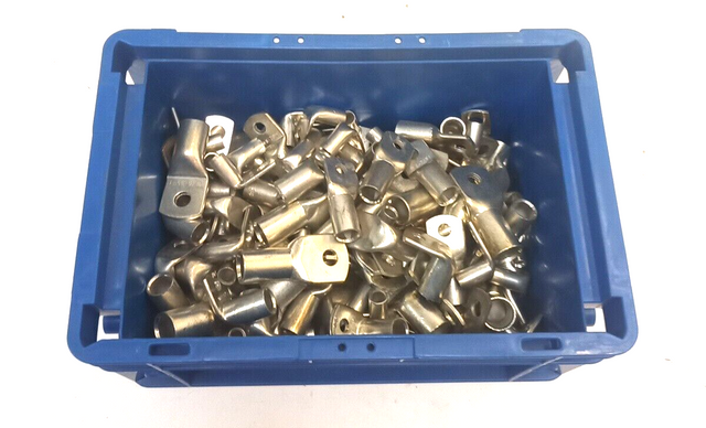 Lot of crimped cable lugs in various sizes and types, approx. 150 pcs.