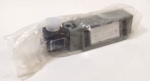 Bosch 0820016048 5/2-Wegeventil Pneumatik Ventil 24V DC, max. 10bar