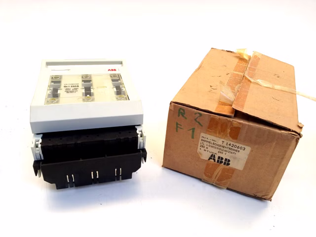 ABB T1420603 Sammelschienentrenner LTL1-3/6010/9/S12/A0/216/FV, 250A, 690V