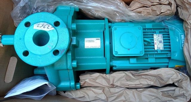 Wilo CronoLine-IL 50/270-4/4-S1 центробежный насос с сухим ротором, 4kW, одноступенчатый насос