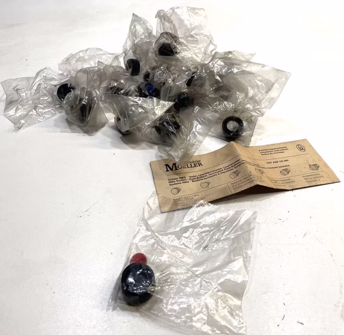 18x Moeller RMQ Taster, Leuchtdrucktaster, Leuchtmelder Ø 22,5 mm Ø 30,5 mm