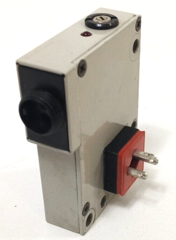 Baumer Electric  FVDS  15N6003  10-30 VDC  Sensor  Module