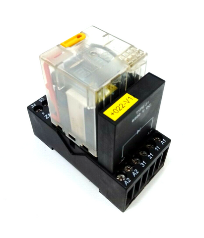 Elesta ZKE118 + SKR115A Universal Relay Relay Socket