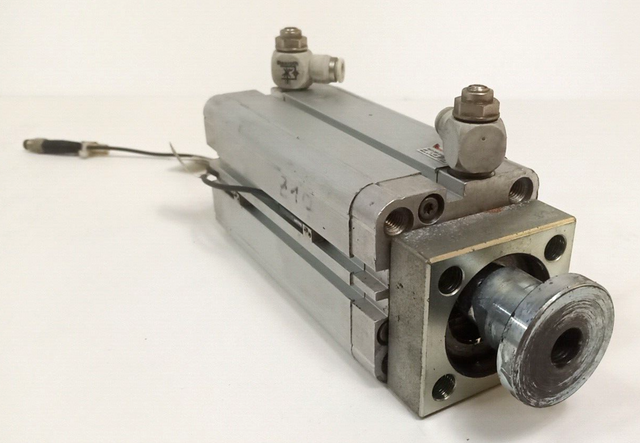REXROTH 0822395210 أسطوانة قصيرة Ø50 H:100 Pmax: 10 bar بما في ذلك Balluff BES003J