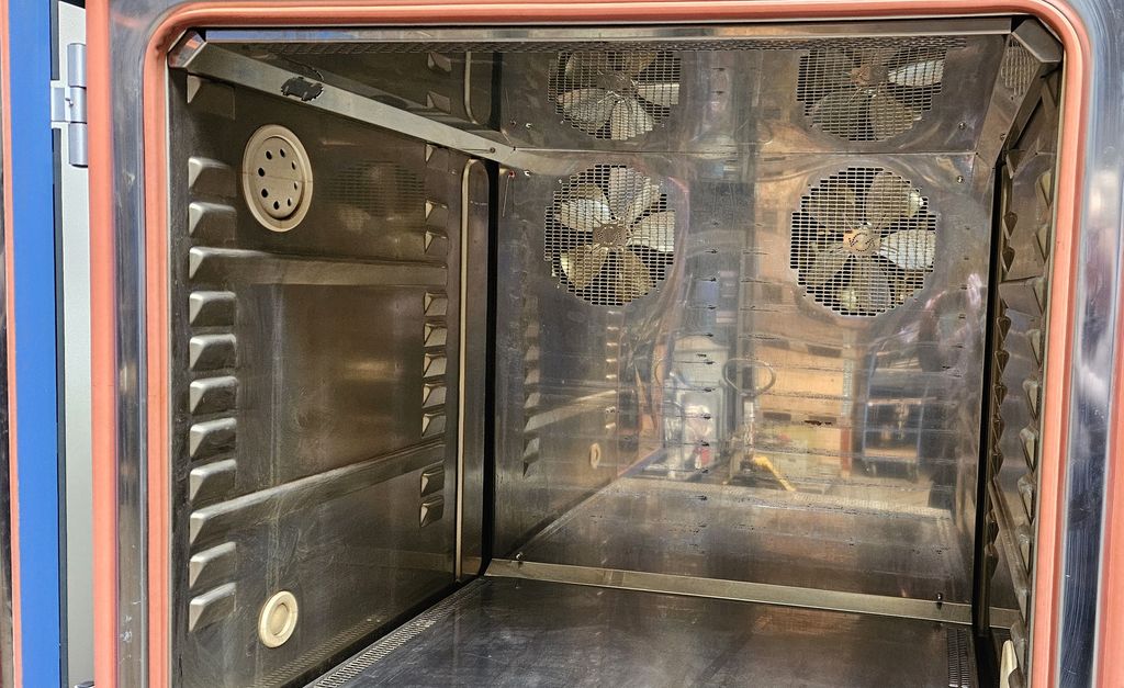 Weiss WK-1000/70 Klimakammer -70 bis +180 °C