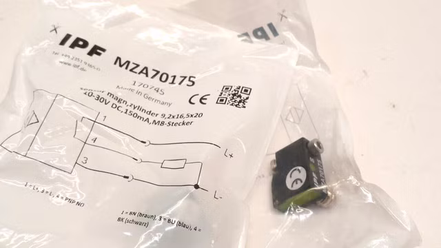 IPF MZA70175 Sensor magnetisch Zylinder 9,2x16,5x20 24VDC M8 Stecker