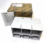 Eaton NZM4-XKSA, Abdeckung 3pol für Schraubanschluss, Cover 3 poles