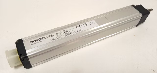 Novotechnik Wegaufnehmer LWH 150 / 024306
