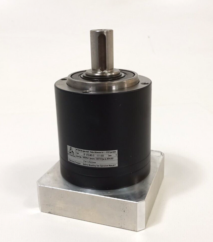 جهاز نقل الحركة الكوكبي Wittenstein Alpha LP 070-M01-5-111-000 نسبة 5