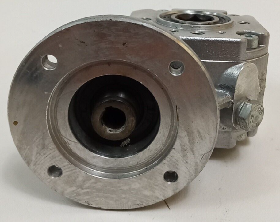 Bosch Rexroth 3842519244 Aufsteckgetriebe GS137 i=20 GEB Getriebe 3842 519 244 Bosch Rexroth 3842519244 Aufsteckgetriebe GS137 i=20 GEB Getriebe 3842 519 244