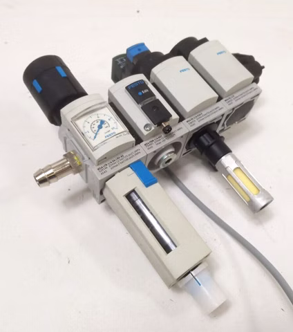 Festo MS4-LFR-1/4-D6-CRV-AS Regelventil, MS4.FRM-1/4-AD7, MS4-EE-1/4-V25-S Set