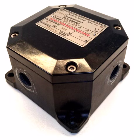 HAWKE Baseefa PL612 06ATEX0117X Anschlusskasten BAS06.0028X 4,1W 550V