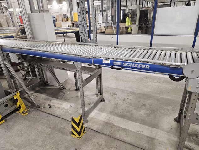 SSI Schäfer Rollenbahn mit Durchgangsklappe 2200 x 600 mm Durchgangsstück