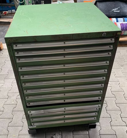 Lista Schubladenschrank mit Zerspanwerkzeug Fräswerkzeug Scheibenfräser