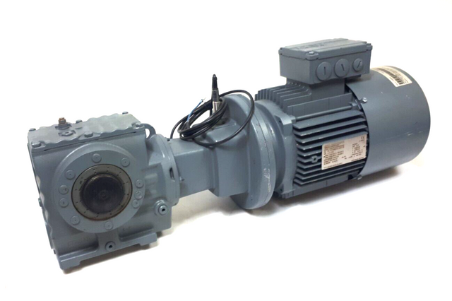 Цилиндрический косозубый мотор-редуктор SEW Eurodrive SAZ57AR90/WDT90S4/BMG, 1.1 kW, 1700 об/мин