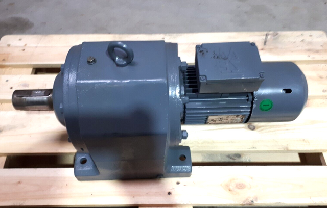 محرك تروس SEW Eurodrive R83 DT80N-4B 1400/17 دورة في الدقيقة 220/380 فولت 50 هرتز 0.75 كيلو واط