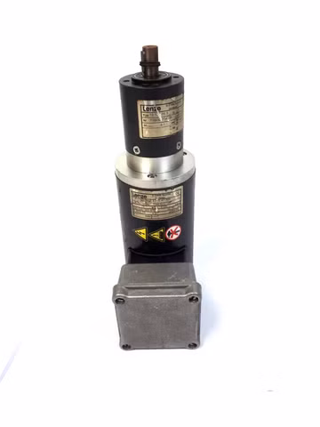 Lenze 13.715.47.320, 1371547320 D-Getriebemotor Inv.-Nr. 303 200 WA Nr. 730421