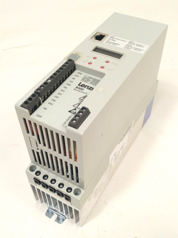 Lenze 8400 E84AVBDE2224SX0 13318980 Преобразователь частоты 2.2 kW