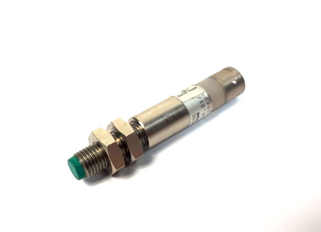 Baumer electric IFR 08.24.31/812/L, IFR082431812L Proximity Sensor