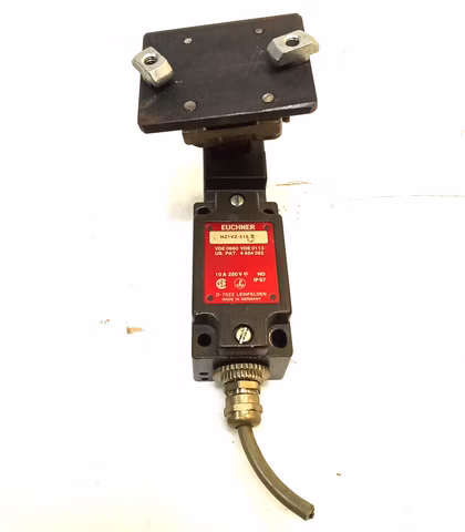 Euchner NZ1VZ-518 B Safety Switch / Sicherheitsschalter