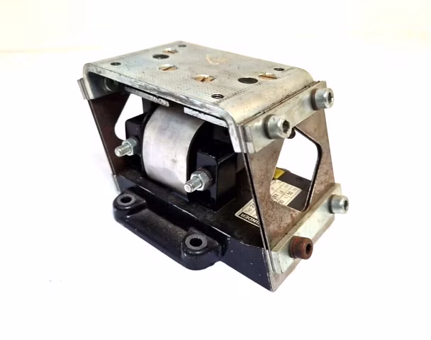 Binder Typ 24 51606A1 Wurfvibrator 200V 50Hz ED 100% zwei Federplatten je Seite