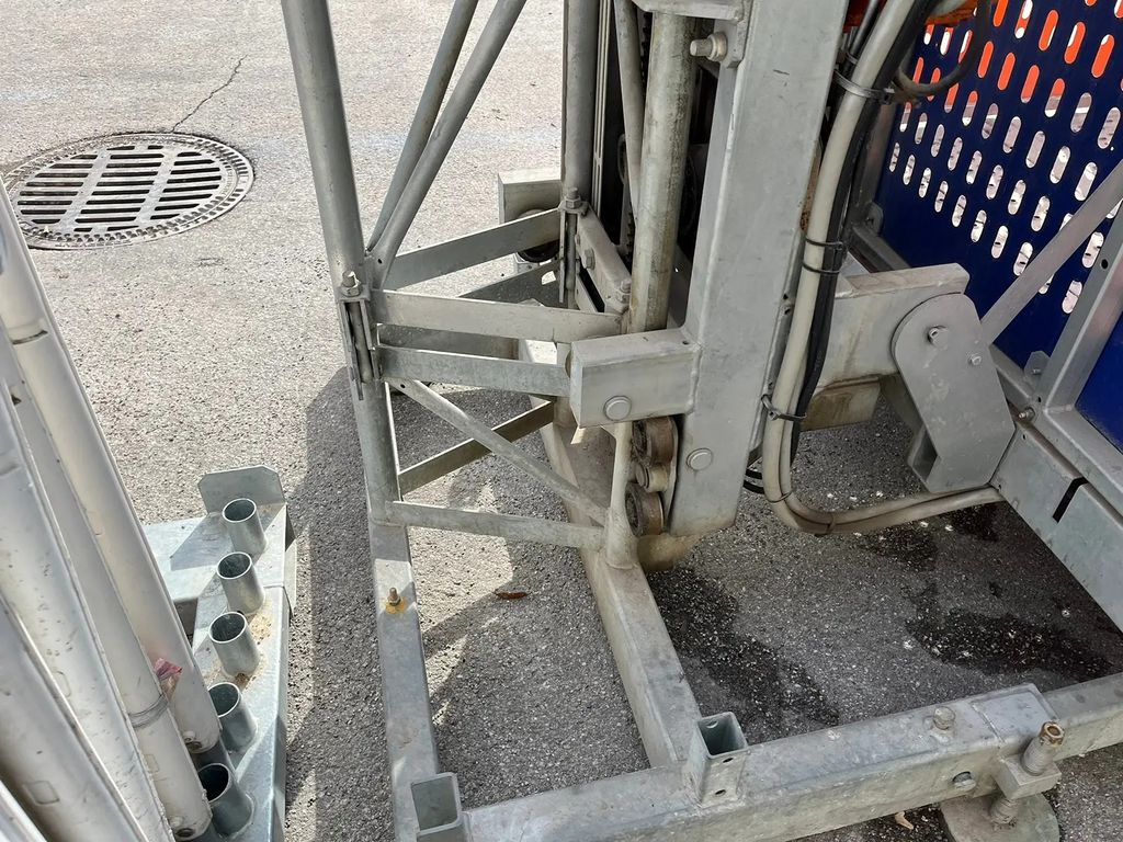 38267_14.jpg Bauaufzug