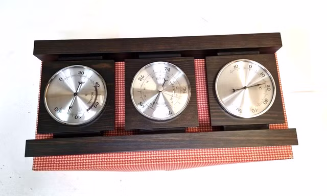 Wetterstation Thermometer Barometer Holz Hydrometer Handarbeit Nr. 14