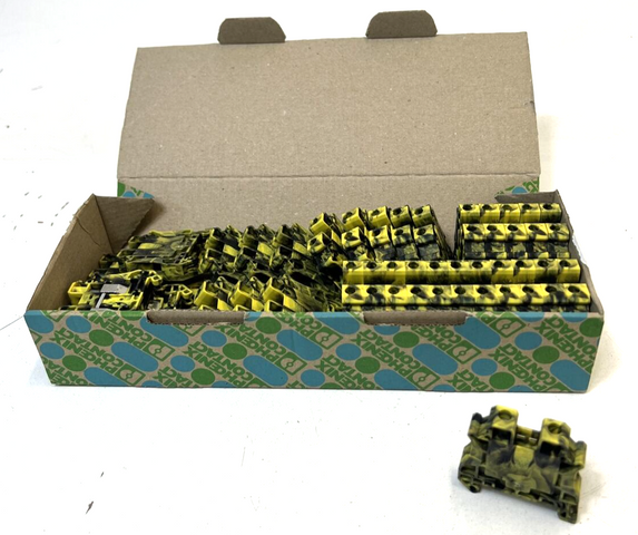 35 x Phoenix Contact، UT 10-FE، 30 47 66 0، موصل مرور، مشبك