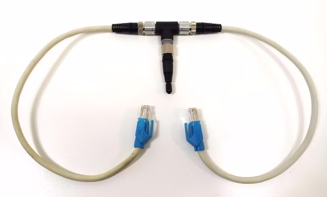 Omron XS2R-D422-5 T-verbinder mit LAN Ethernet