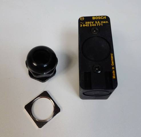 Bosch 3 842 242 711 Connector