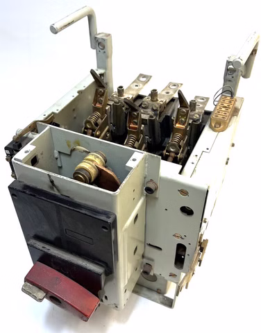 AEG ME630 offener Leistungsschalter 630A Schutzschalter 50kA 660V Schalter 47789