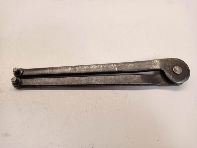Double-hole nut driver, 22cm long, size 7 or 8 mm, driver, nuts, tools