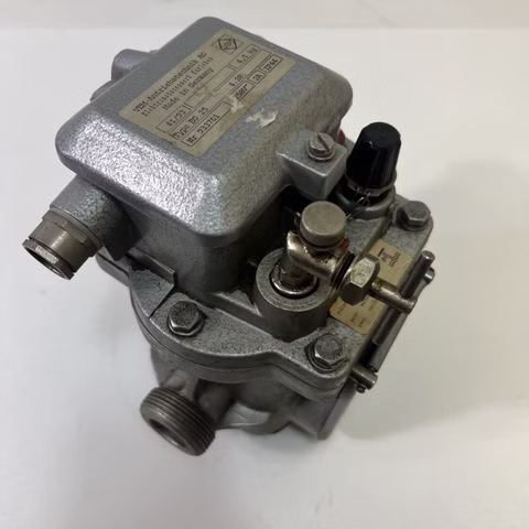 VEM Antriebstechnik BG25 4.20 Relay Transformer Protection BG25 Nr. 933761