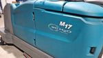 Tennant M17 Aufsitz-Scheuersaugmaschine mit Hochdruckreiniger