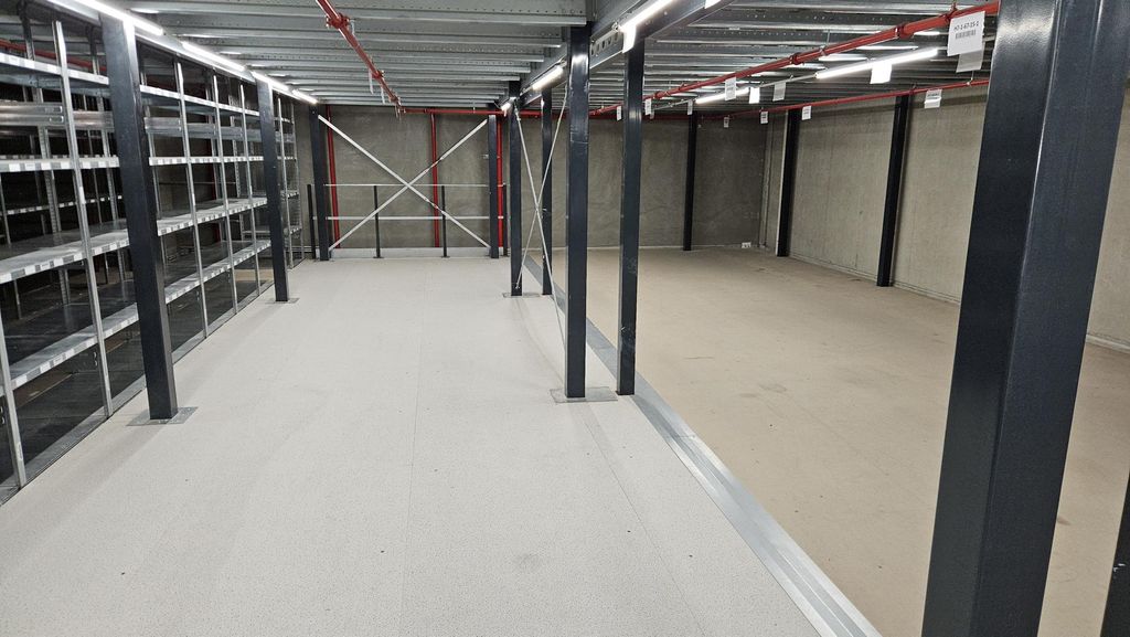 48258.jpeg Bito Lagerbühne 374 m² Systembühne 500 kg/m²