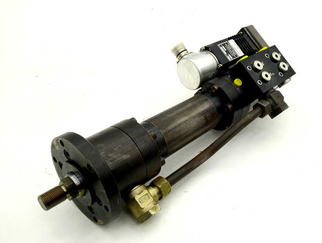 Curtiss-Wright LVNG 3Z30 N2M8 Stepper Motor 153, VRDM 566/50 LNC Motor Unit