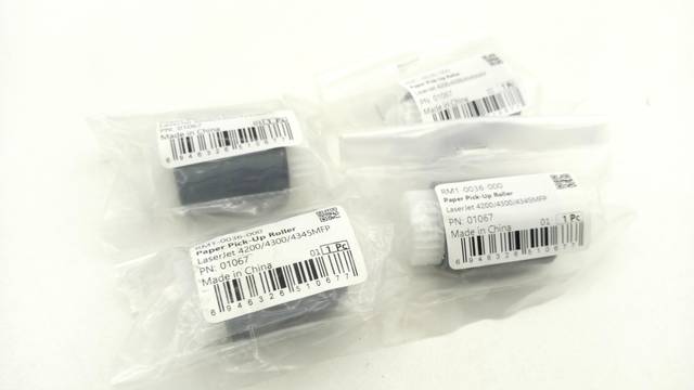 4x HP RM1-0036-000 Paper Pick-Up Roller Feed Roller