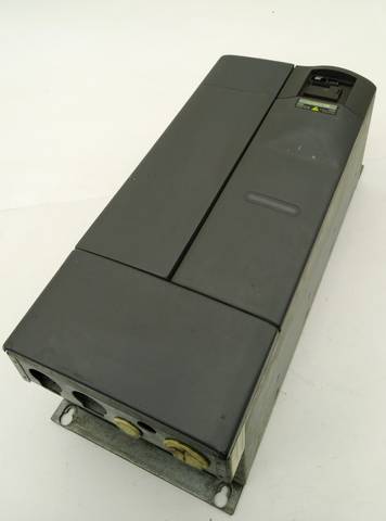 Siemens Micromaster 440 6SE6440-2AD33-0EA1 ПЧ 30kW 72A 500Hz IP20