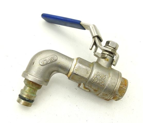 Шаровой кран из нержавеющей стали DN15 PN63 1.4408 с отводом 1/2"-150 и шланговым соединением