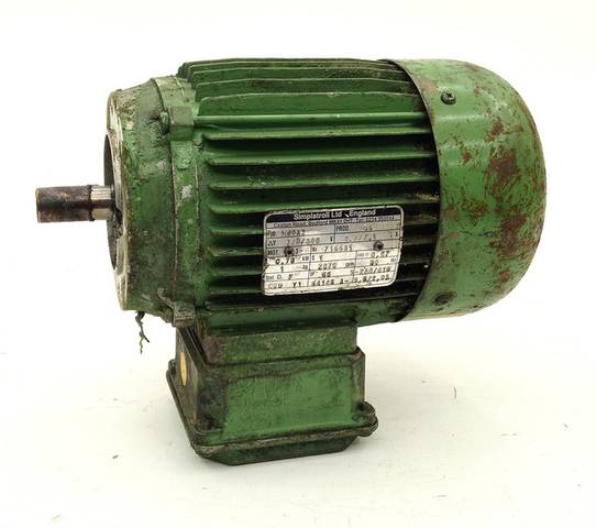 محرك ثلاثي الطور Simplatroll H80A2 0.75 kW 2870 rpm محرك فلانش محرك مزود بعلبة تروس