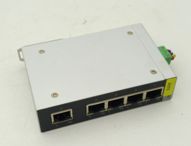 Phoenix Contact 2891001 FL SWITCH SFNB 5TX сетевой коммутатор Ethernet, 5-портовый, 24VDC